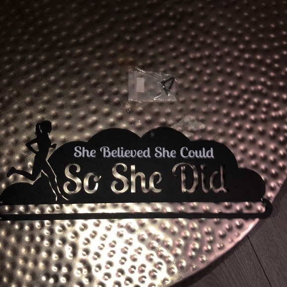 Metal holder she believed she could so she did - Picture 1 of 2